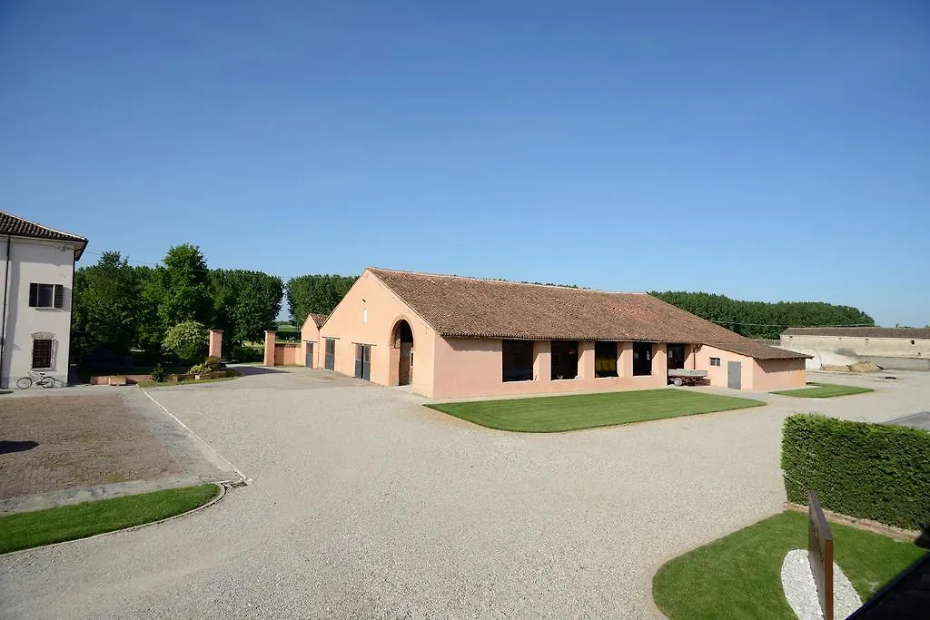 Agriturismo Corte Acconi Mantova 0*,
